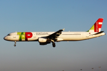 CS-TJE (1307) 2000 Airbus A321-211