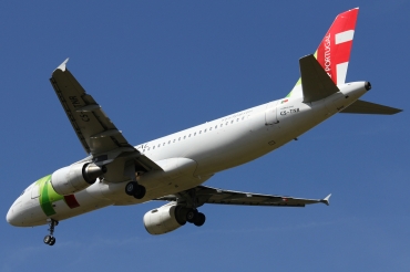 CS-TNR (3883) 2009 Airbus A320-214