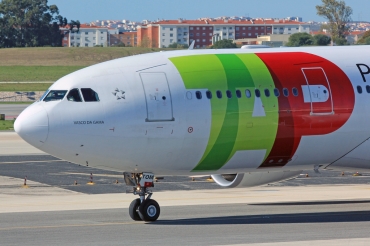 CS-TOM (899) 2008 Airbus A330-202