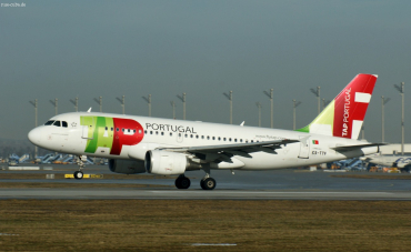 CS-TTF (837) 1998 Airbus A319-111