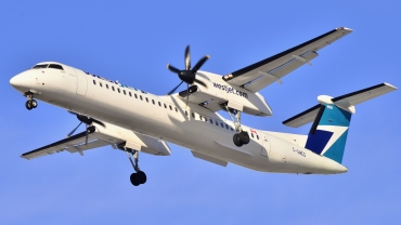 C-GWEO (4462) 2013 Bombardier Dash 8-Q402