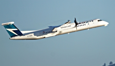 C-FOEN (4440) 2013 Bombardier Dash 8-Q402