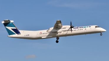 C-GENM (4456) 2017 Bombardier Dash 8-Q402