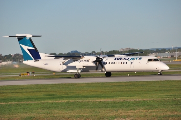 C-GWEG (4488) 2015 Bombardier Dash 8-Q402