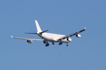 9H-FOX (185) 1997 Airbus A340-313