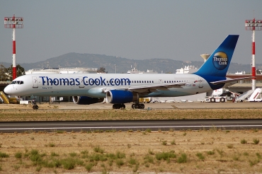 G-FCLB (28164) 1997 Boeing 757-28A