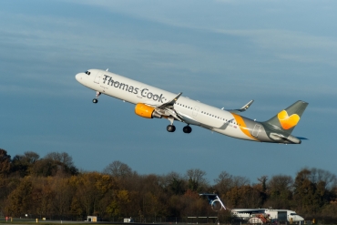 G-TCDC (5872) 2013 Airbus A321-211(WL)