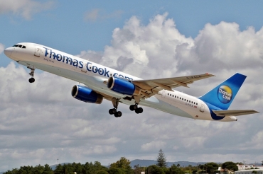 G-FCLE (28171) 1998 Boeing 757-28A
