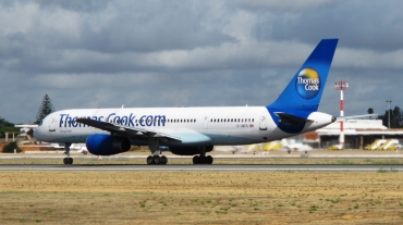 G-JMCD (30757) 2000 Boeing 757-25F