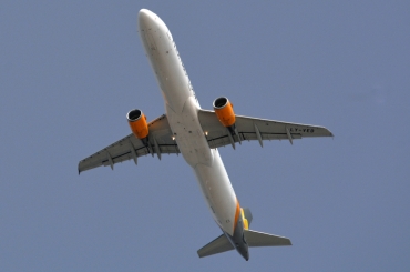 LY-VEB (1571) 2001 Airbus A320-214
