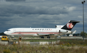 C-GCJY (22460) 1981 Boeing 727-223