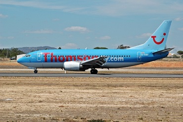 G-THOF · Boeing 737-3Q8 · (FAO / LPFR)
