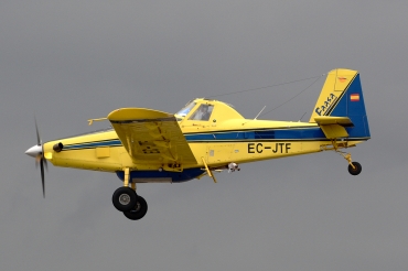 EC-JTF ( 802A-0219 ) Air Tractor AT-802A
