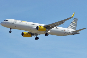 EC-MHS (6740) 2015 Airbus A321-231(WL)
