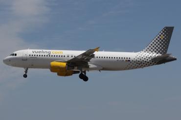 EC-LOB (4849) 2011 Airbus A320-214