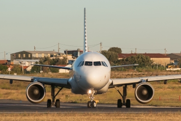 EC-KLT (3376) 2007 Airbus A320-216