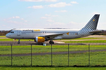 EC-LOP (4937) 2011 Airbus A320-214