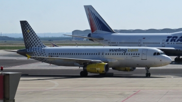EC-LQN (2168) 2004 Airbus A320-232