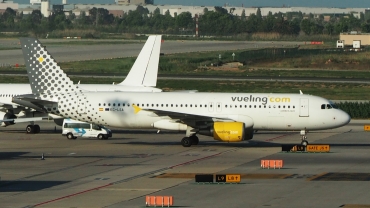 EC-LSA · Airbus A320-214 · (BCN / LEBL)