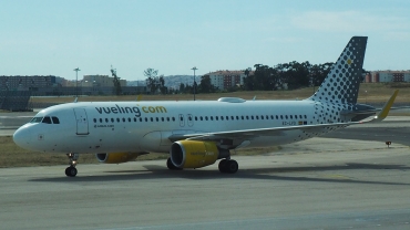 EC-LVO (5533) 2013 Airbus A320-214(WL)
