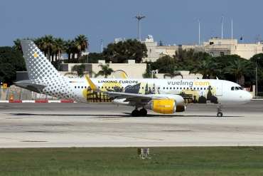 EC-LVP (5587) 2013 Airbus A320-214(WL)
