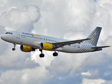 EC-MBY (4674) 2011 Airbus A320-214