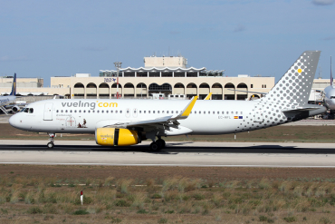 EC-MFL (6557) 2015 Airbus A320-232(WL)