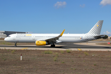 EC-MGY · Airbus A321-231(WL) · (MLA / LMML)