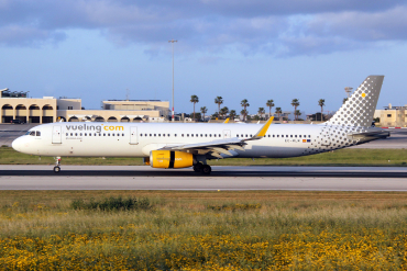 EC-MLM (7108) 2016 Airbus A321-231(WL)