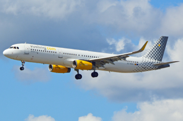 EC-MOO (7471) 2016 Airbus A321-231(WL)
