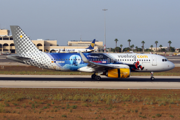 EC-MYC (8238) 2018 Airbus A320-232(WL)