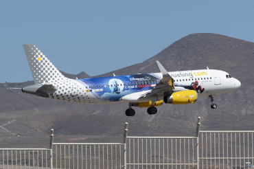 EC-MYC (8238) 2018 Airbus A320-232(WL)