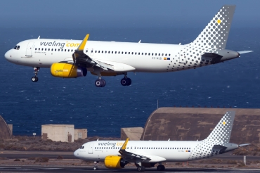 EC-MJB (6883) 2015 Airbus A320-232 WL