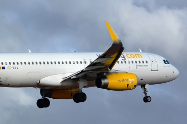 EC-LVV (5620) 2013 Airbus A320-232(WL)