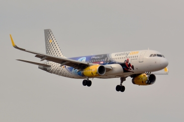 EC-MYC (8238) 2018 Airbus A320-232(WL)