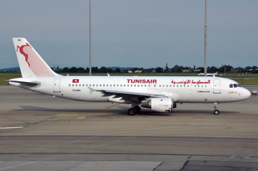 TS-IMH (402) 1998 Airbus A320-211