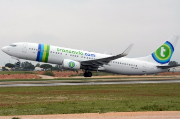 PH-HZV (30650) 2002 Boeing 737-8K2(WL)