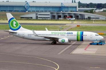PH-HZJ (30389) 2000 Boeing 737-8K2(WL)