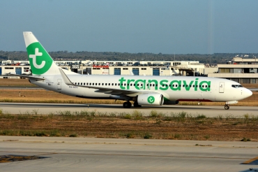 PH-HZG (28379) 2000 Boeing 737-8K2 WL
