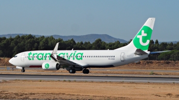 PH-HSM (42067) 2015 Boeing 737-8K2 WL