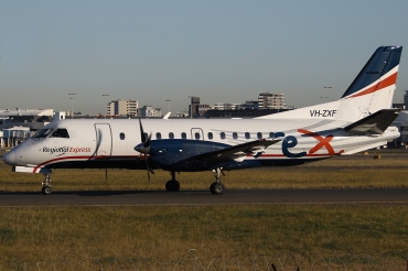 VH-ZXF · Saab 340B · (SYD / YSSY)