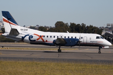 VH-ZXF · Saab 340B · (SYD / YSSY)
