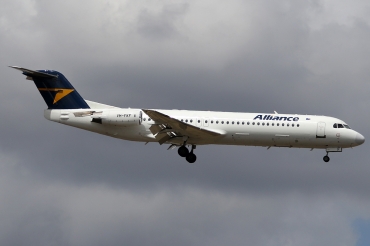 VH-FKF (cn 11365) Fokker 100