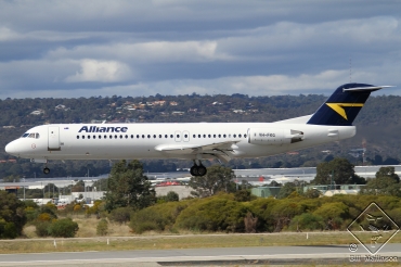 VH-FKG (cn 11366) Fokker 100
