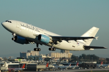 CS-TEJ (494) 1988 Airbus A310-304