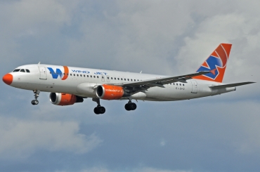 EI-DFO (371) 1992 Airbus A320-211