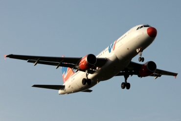 EI-DNP (421) 1993 Airbus A320-212