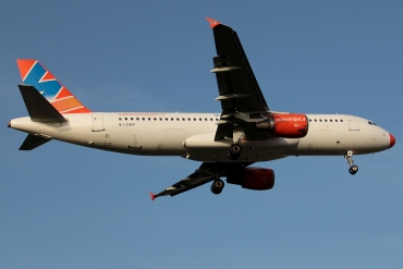 EI-DNP (421) 1993 Airbus A320-212