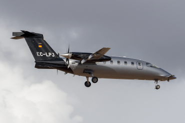 EC-LPJ (1233) 2011 Piaggio P-180 Avanti II
