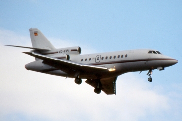 EC-FPI (115) 1992 Dassault Falcon 900B